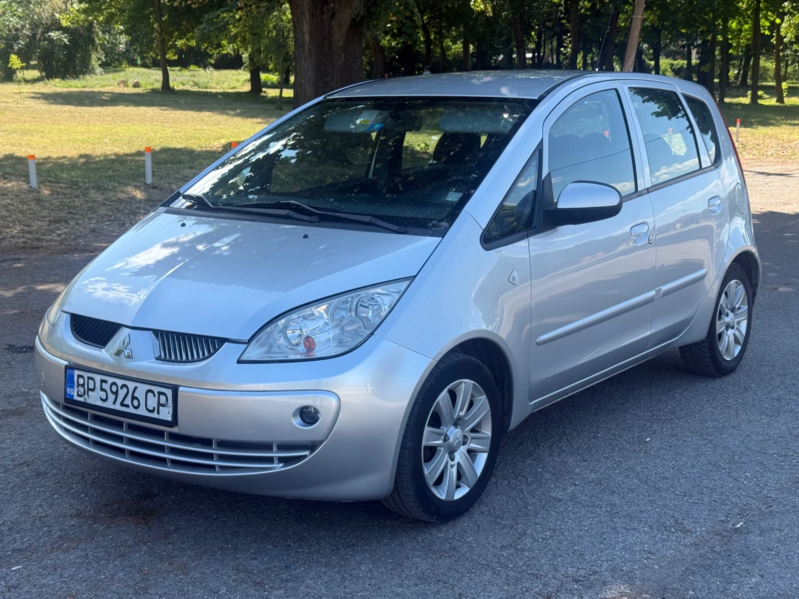 Mitsubishi Colt 1.3i-95kc, снимка 3 - Автомобили и джипове - 55281821