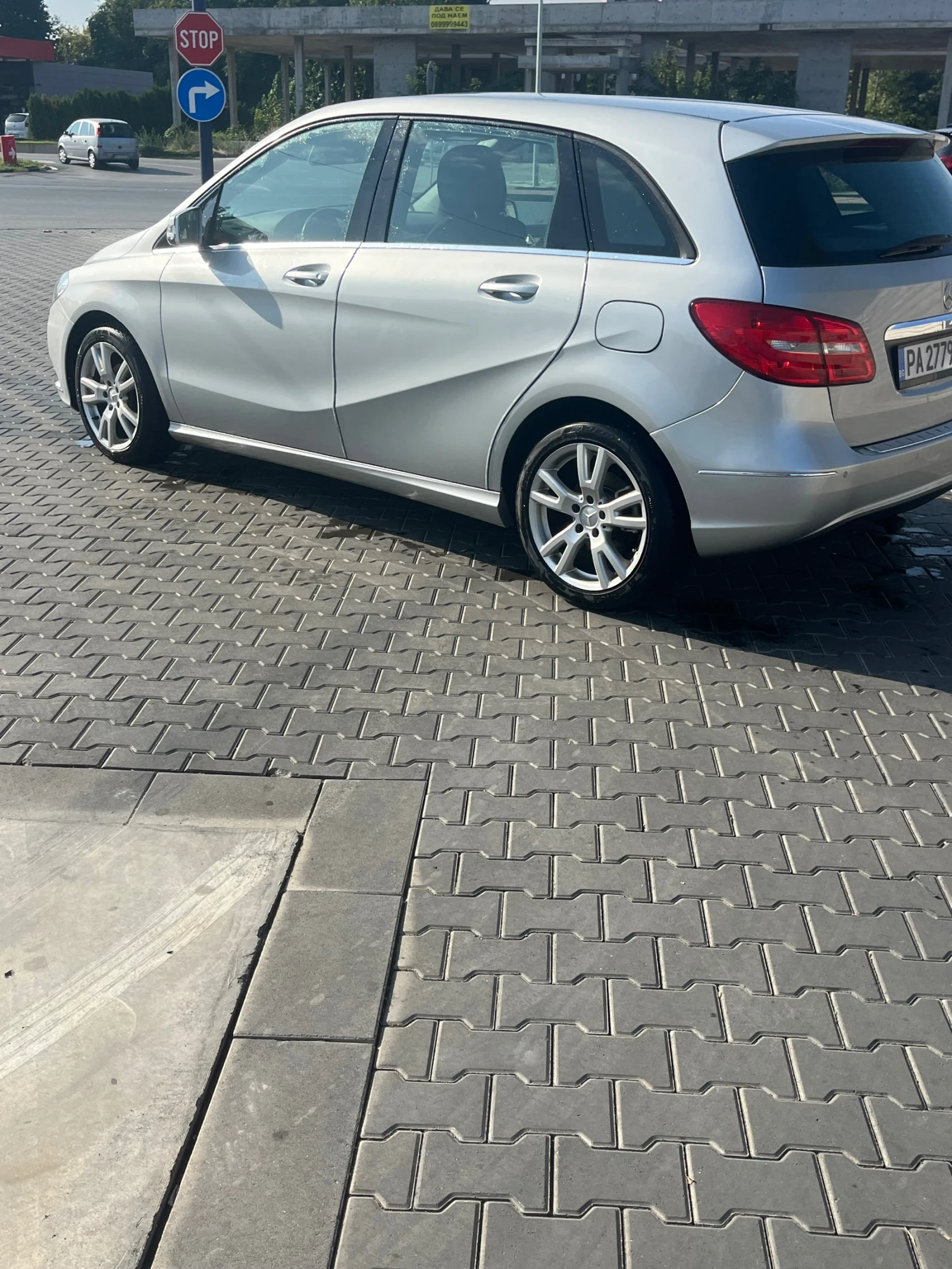 Mercedes-Benz B 200, снимка 5 - Автомобили и джипове - 55567953