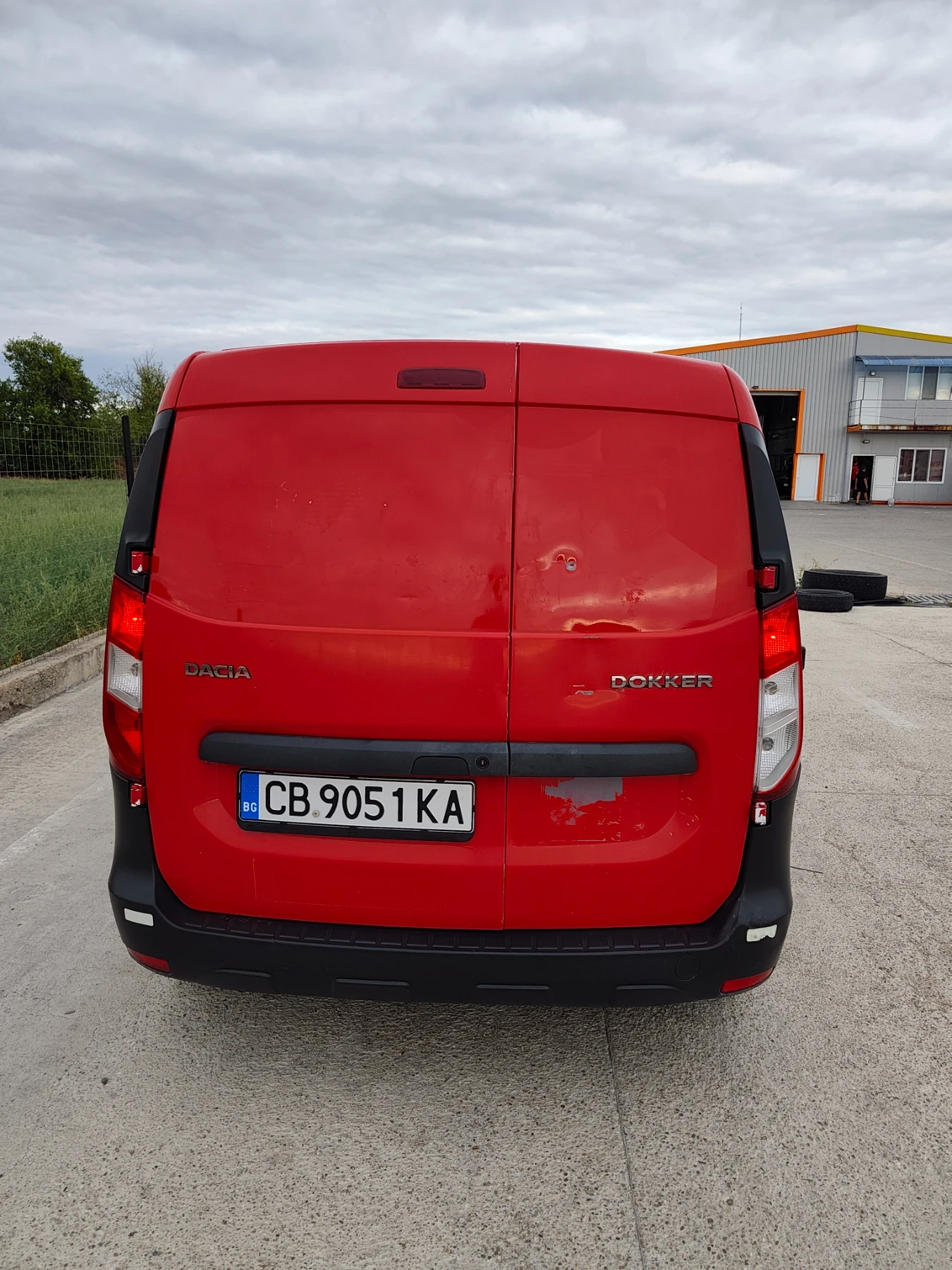Dacia Dokker, снимка 3 - Автомобили и джипове - 56087954