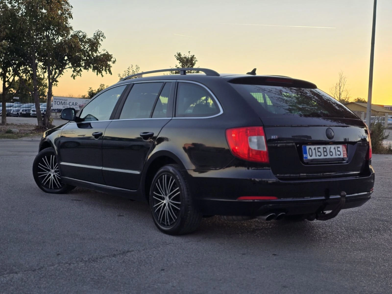 Skoda Superb 2.0TDI-DSG/NAVI/, снимка 5 - Автомобили и джипове - 56347544