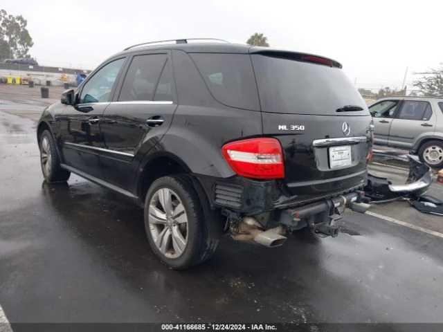 Mercedes-Benz ML 350 4MATIC, снимка 3 - Автомобили и джипове - 48512348