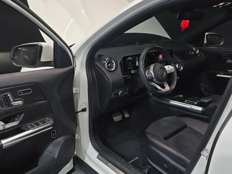 Mercedes-Benz GLA 250 4MATIC AMG/ DIST/ PANO/�������/ ������� | Mobile.bg � ����������� 10