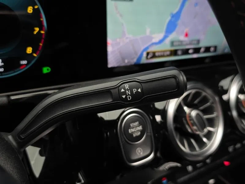 Mercedes-Benz GLA 250 4MATIC AMG/ DIST/ PANO/�������/ ������� | Mobile.bg � ����������� 9