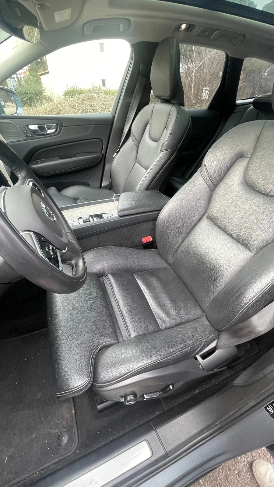 Volvo XC60 T6 RECHARGE AWD 253 + 87ch inscription - изображение 6