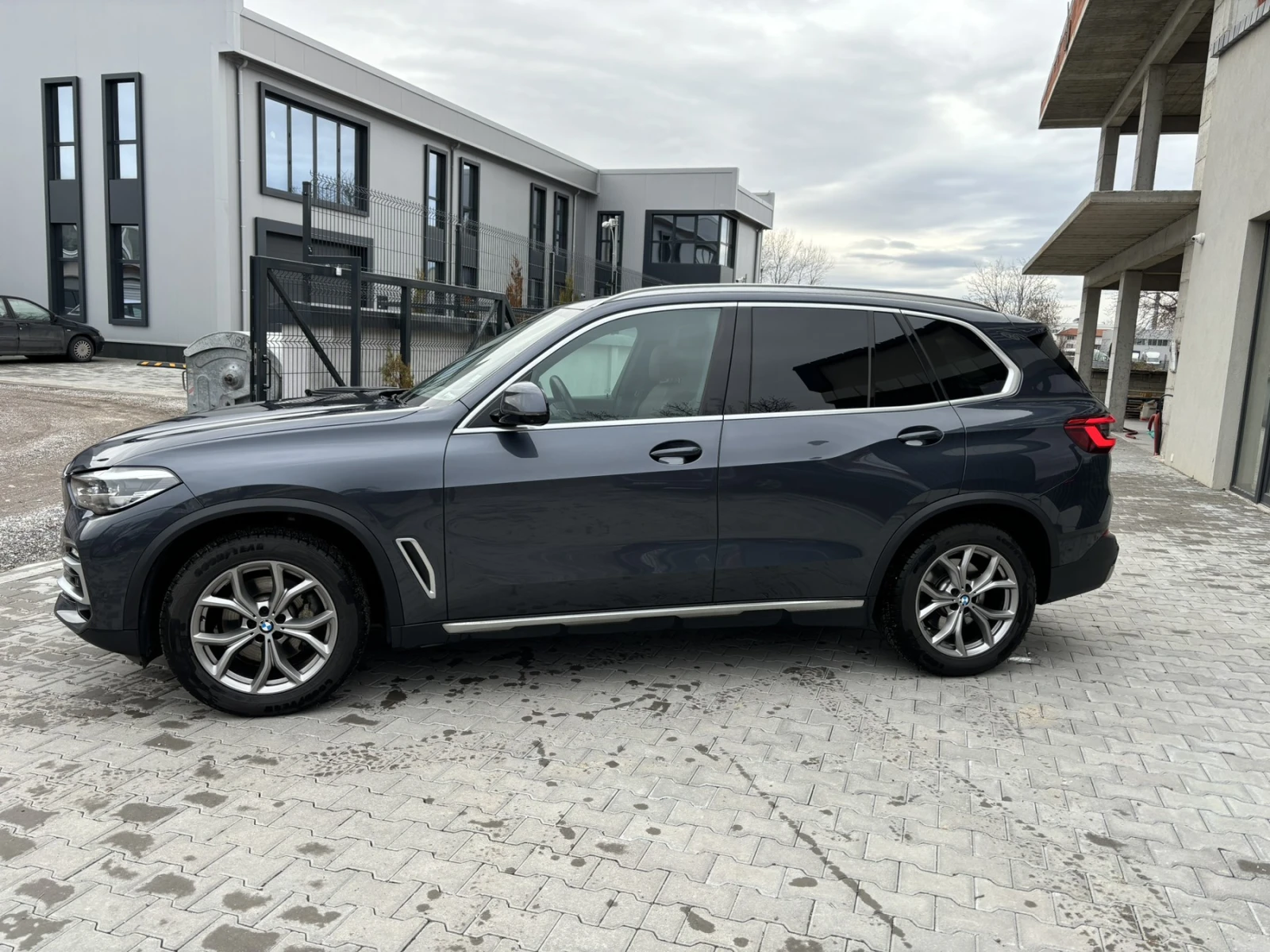 BMW X5 xDrive30d - изображение 2