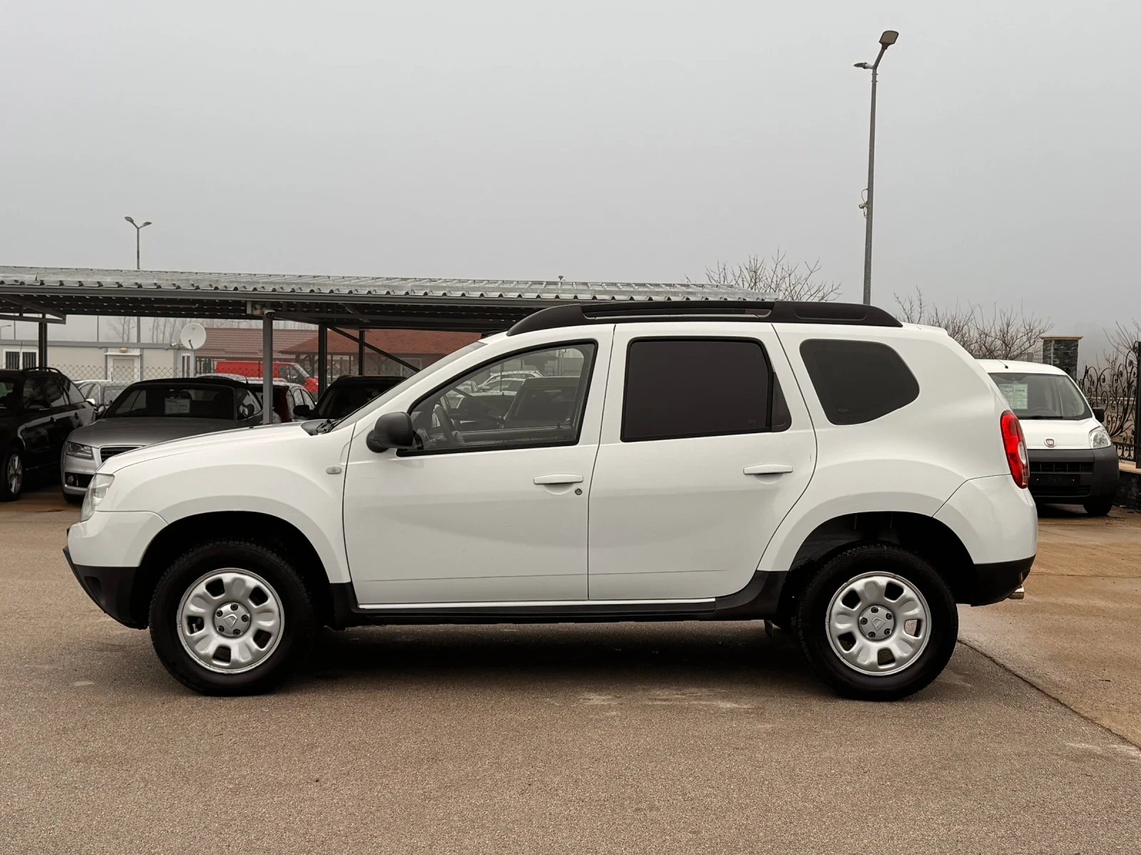 Dacia Duster 2.0i ИТАЛИЯ, снимка 2 - Автомобили и джипове - 53814116