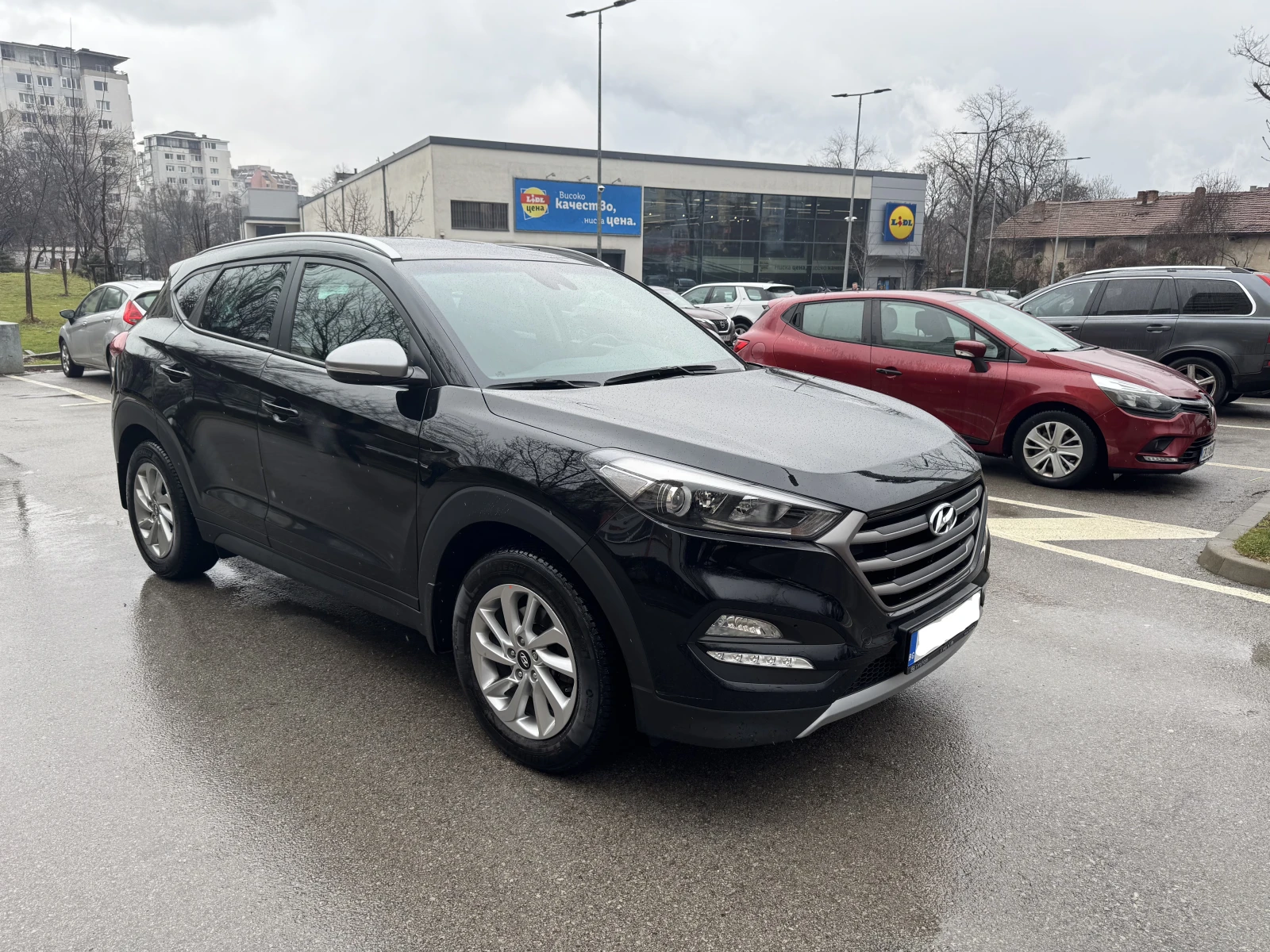 Hyundai Tucson Директно от първи собственик + пълна история, снимка 8 - Автомобили и джипове - 53973563