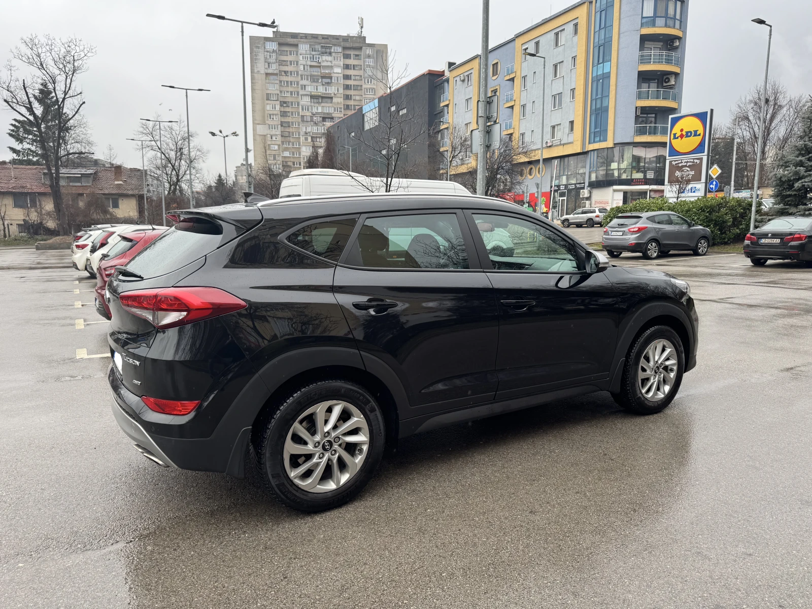 Hyundai Tucson Директно от първи собственик + пълна история, снимка 7 - Автомобили и джипове - 53973563