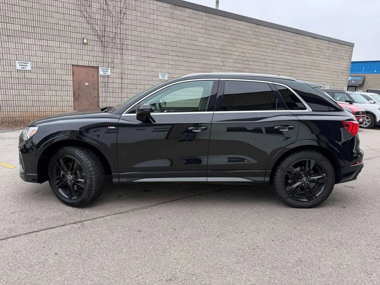 Audi Q3 PROGRESSIV/CARFAX/ПАНОРАМА/ПОДГРЕВИ, снимка 4 - Автомобили и джипове - 53979328