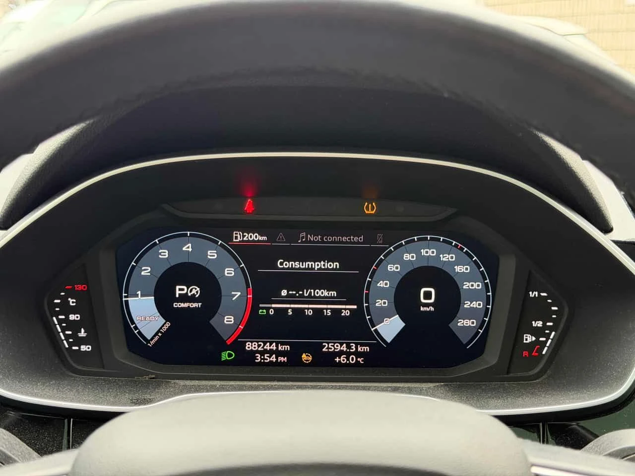 Audi Q3 PROGRESSIV/CARFAX/ПАНОРАМА/ПОДГРЕВИ, снимка 8 - Автомобили и джипове - 53979328