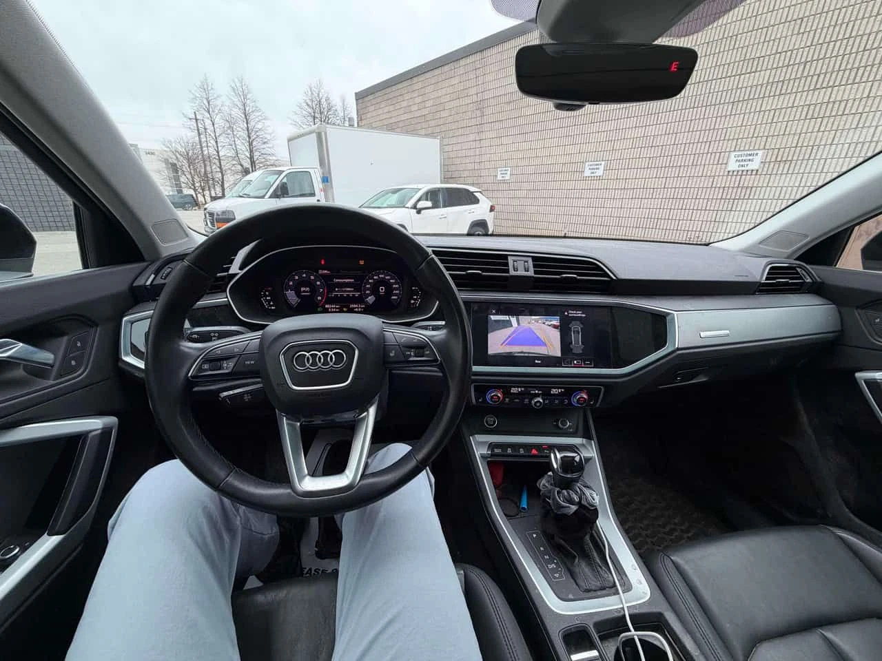 Audi Q3 PROGRESSIV/CARFAX/ПАНОРАМА/ПОДГРЕВИ, снимка 9 - Автомобили и джипове - 53979328