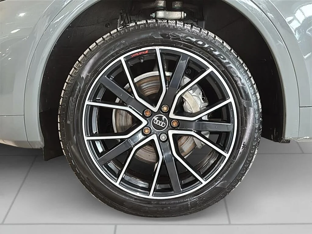 Audi Q5 * HeadUp* АвтоКредит * (ЦЕНА ДО БГ), снимка 9 - Автомобили и джипове - 54161972