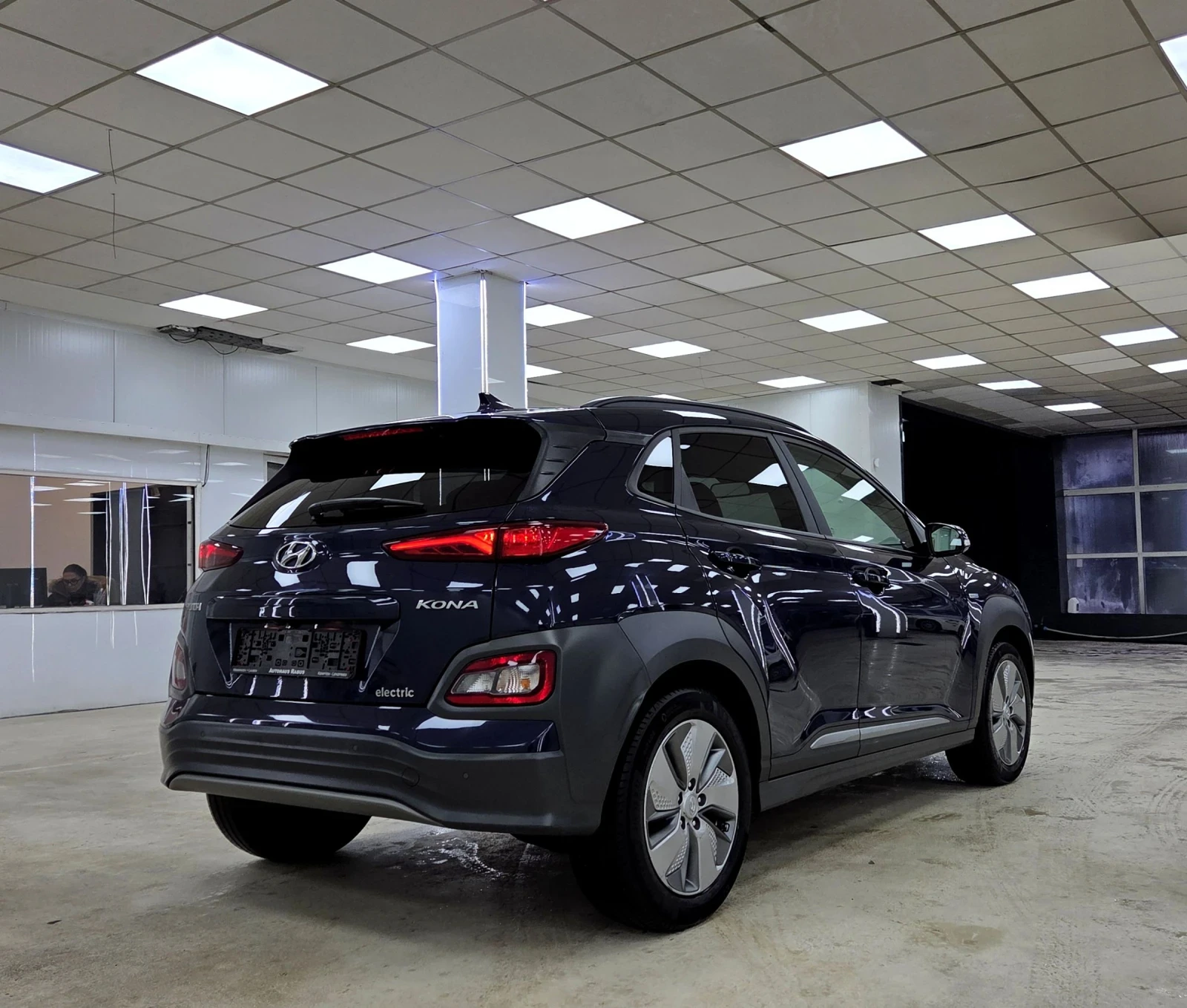 Hyundai Kona 64KWh/Blue Link/SOH100%, снимка 3 - Автомобили и джипове - 54208313
