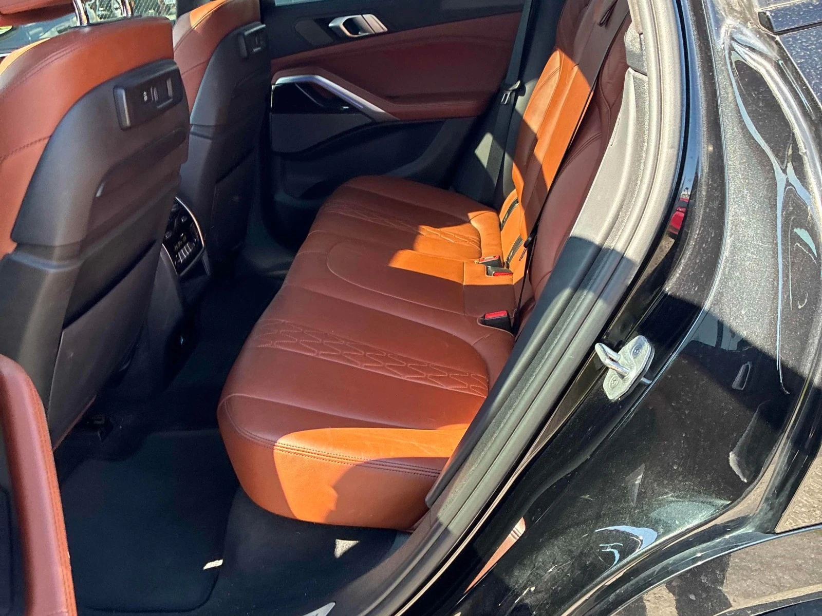BMW X6 DISTRONIC* МАСАЖ* NIGHTVISION* 360* HEADUP, снимка 9 - Автомобили и джипове - 54479899