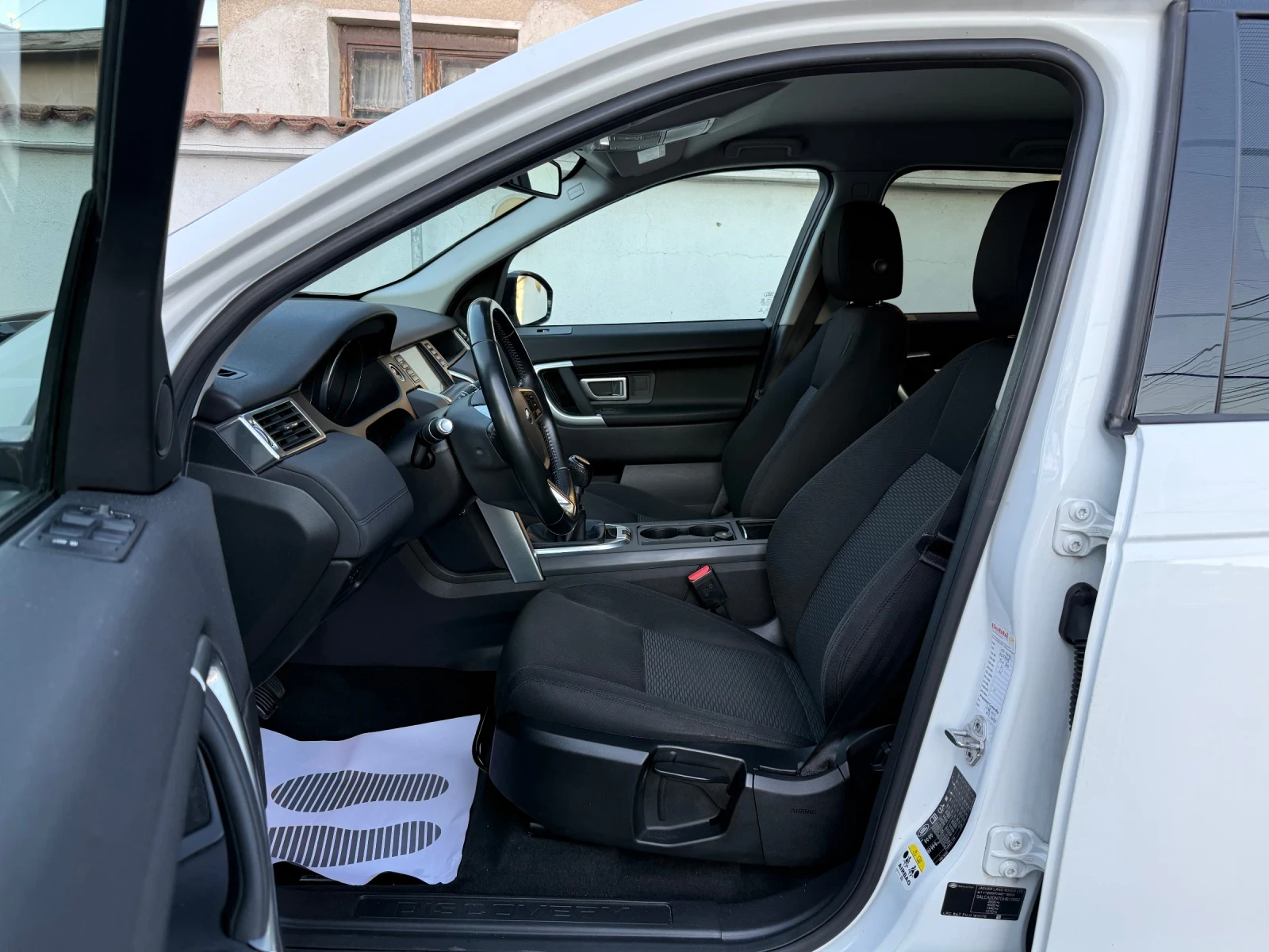 Land Rover Discovery Sport 2.0D 150HP NAVI 123000KM!!!, снимка 7 - Автомобили и джипове - 54839762