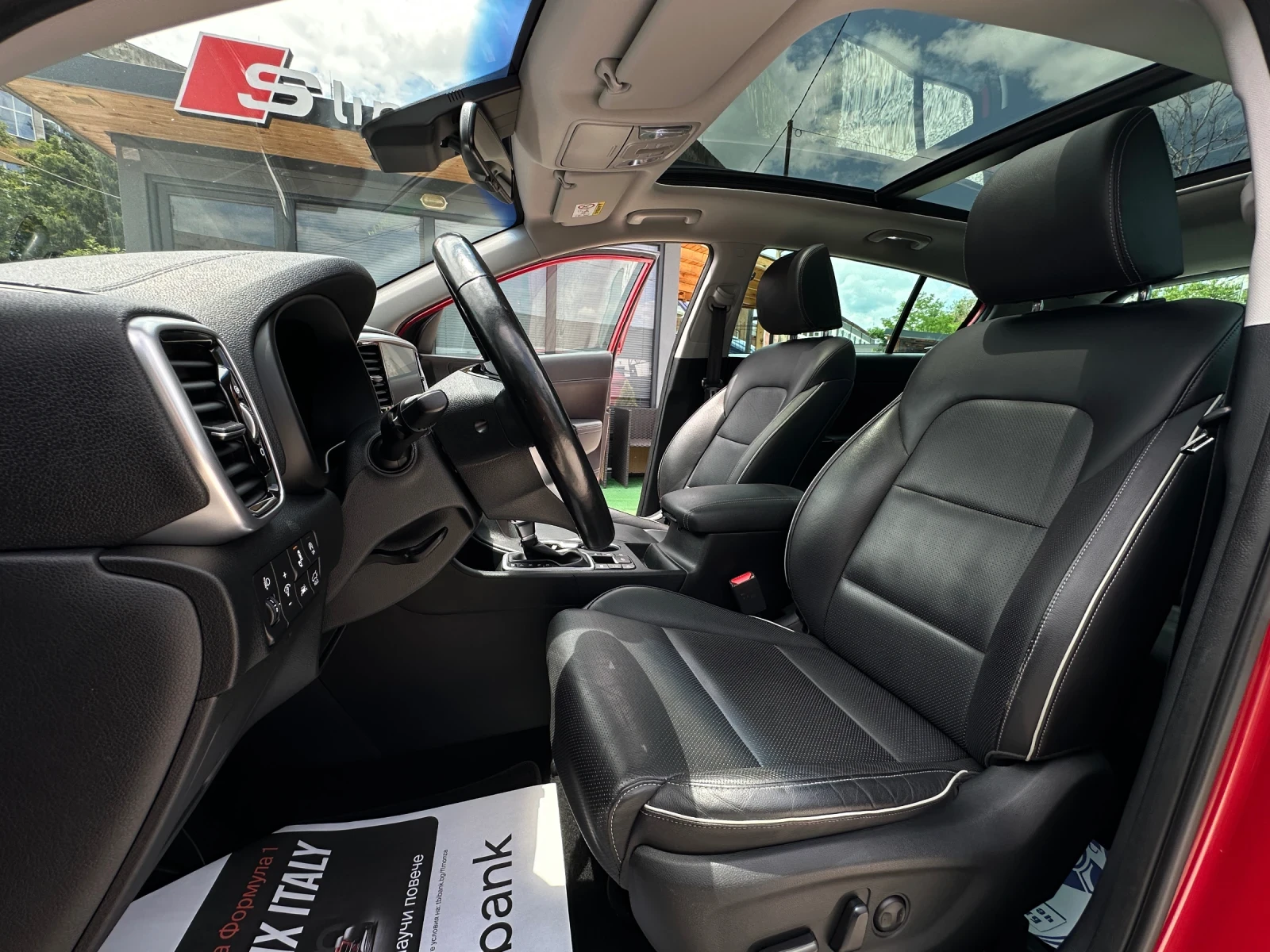 Kia Sportage Platinium* 4WD* 360-Камера* Панорама* Full Led* , снимка 9 - Автомобили и джипове - 55223412