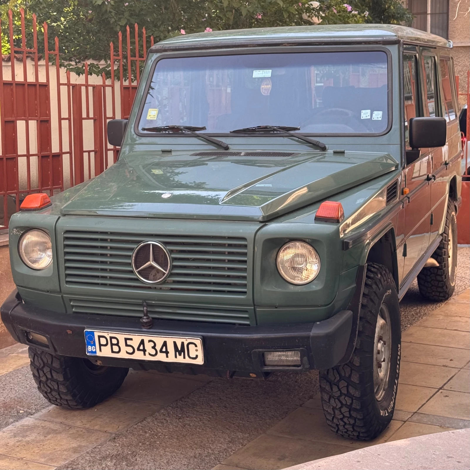 Mercedes-Benz G 300 W463 | 3.0 Diesel | 5 скорости | 3 блокажа, снимка 3 - Автомобили и джипове - 55326158