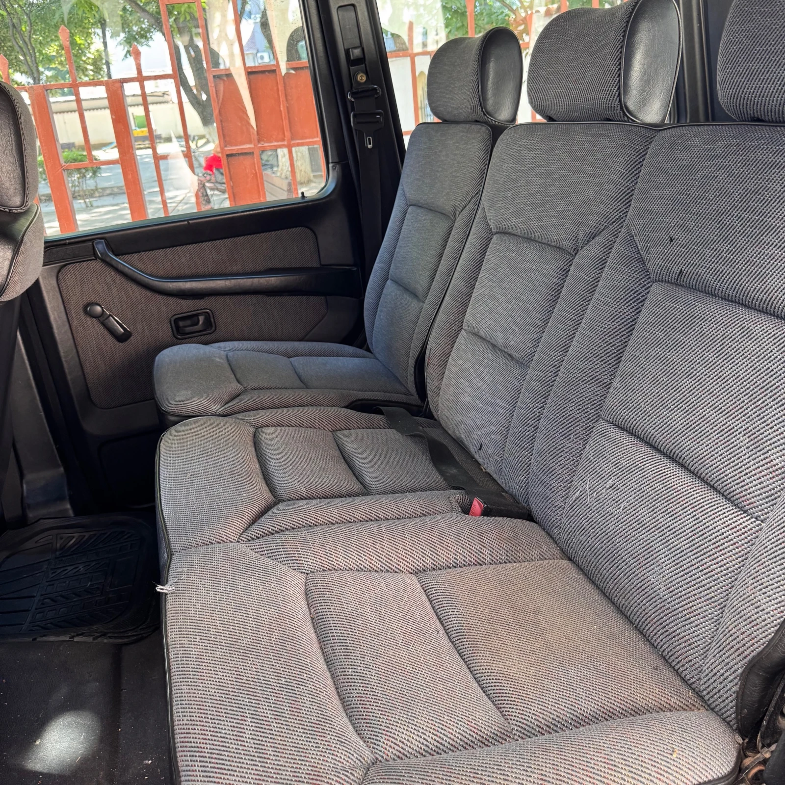Mercedes-Benz G 300 W463 | 3.0 Diesel | 5 скорости | 3 блокажа, снимка 9 - Автомобили и джипове - 55326158
