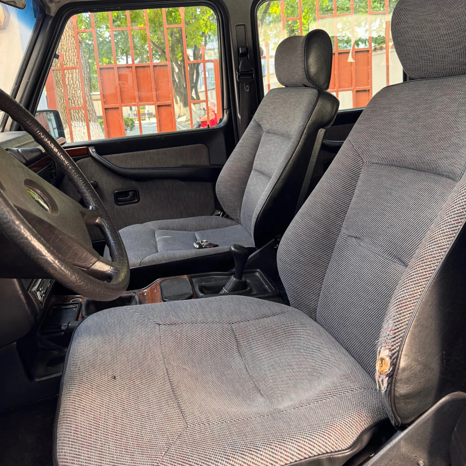Mercedes-Benz G 300 W463 | 3.0 Diesel | 5 скорости | 3 блокажа, снимка 6 - Автомобили и джипове - 55326158
