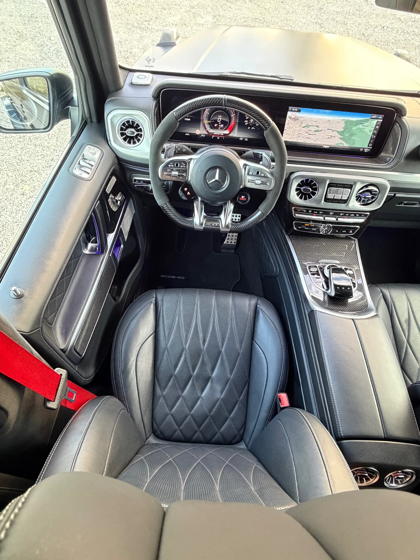 Mercedes-Benz G 63 AMG CARBON Exclusive Alcantara Обдухване Черен Мат, снимка 11 - Автомобили и джипове - 55906108