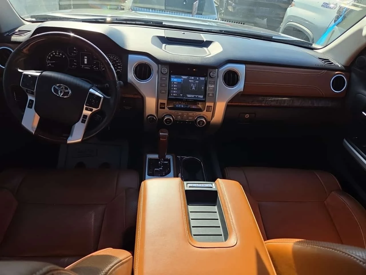 Toyota Tundra  5.7l Platinum Crew Cab Short Bed * C | Mobile.bg � ����������� 8