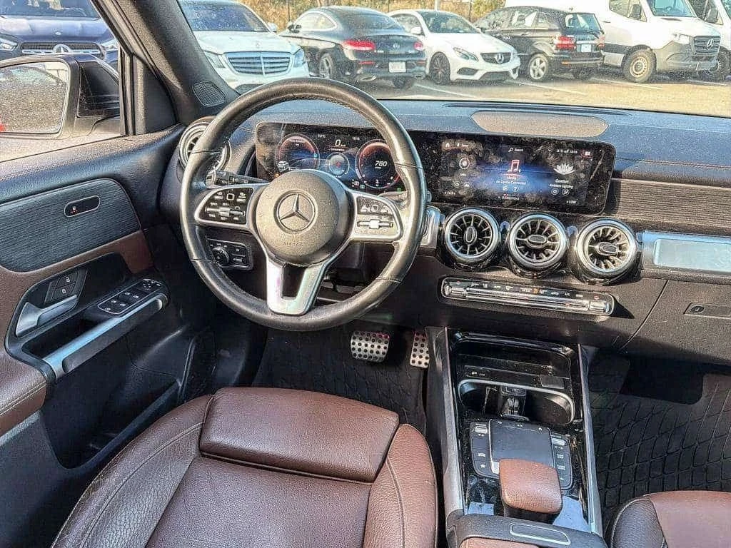 Mercedes-Benz GLB 250, снимка 16 - Автомобили и джипове - 56724578