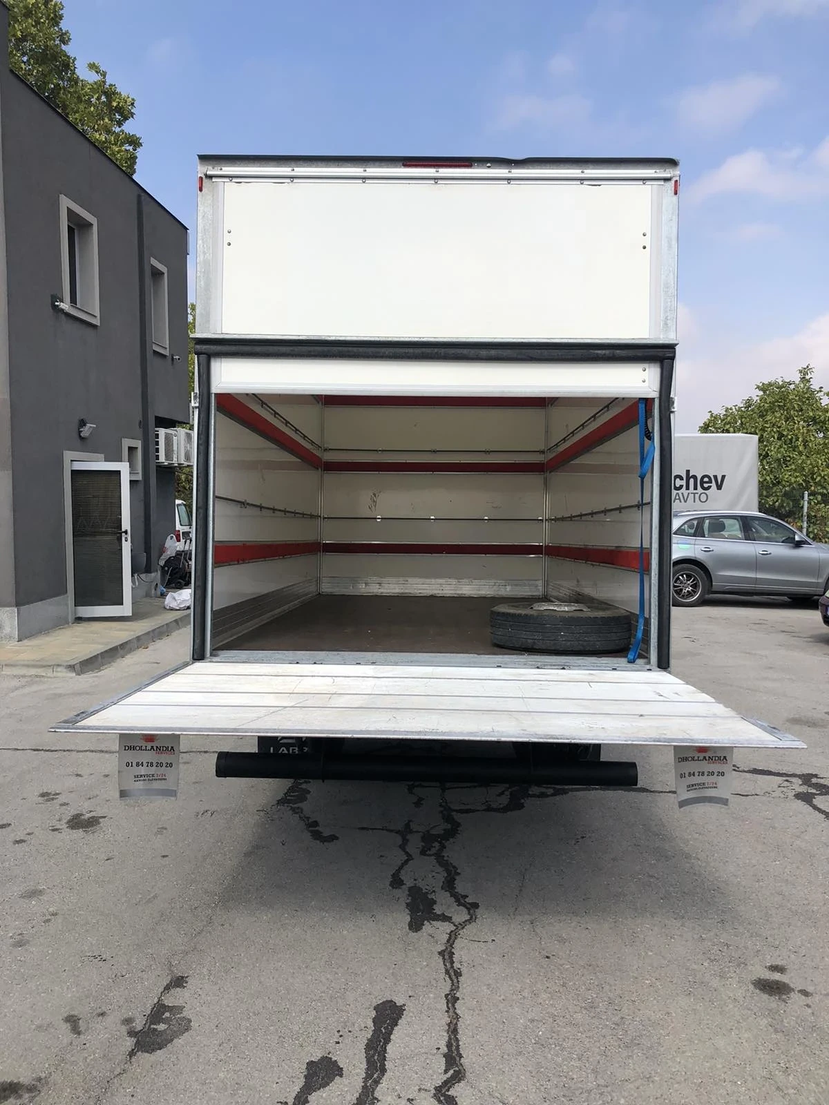 Iveco Daily 35C16 /3, 0D/МОДЕЛ-2024/НАВИ/Падащ борд/ - изображение 10