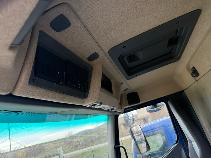 Renault Kerax 420 DCi, снимка 12 - Камиони - 52443765