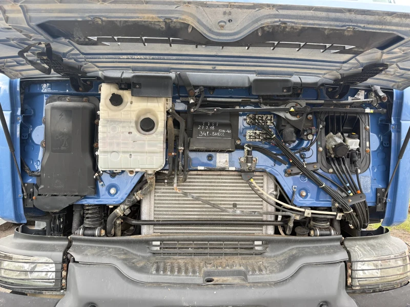 Renault Kerax 420 DCi, снимка 11 - Камиони - 52443765