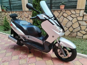  Yamaha X-max