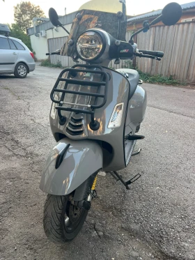  Vespa GTS