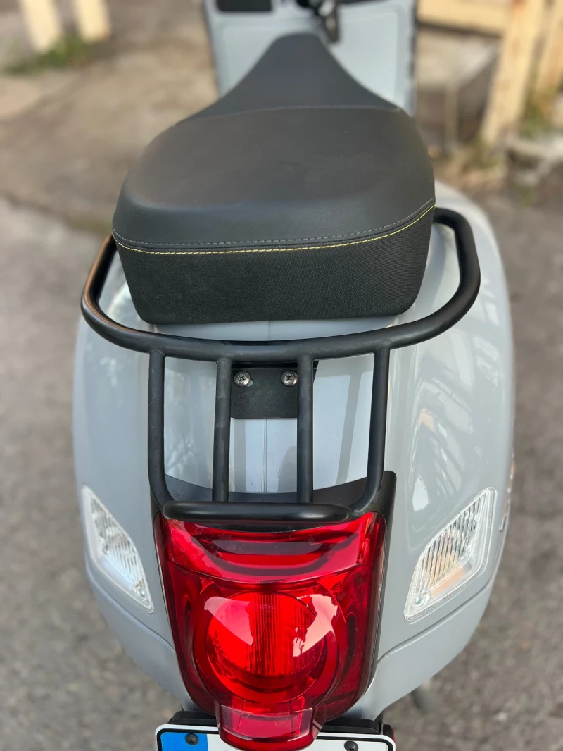 Vespa GTS 300 GTS Super Tech HPE, снимка 2 - Мотоциклети и мототехника - 52191733