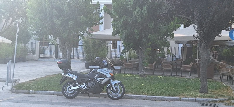 Honda Varadero, снимка 5 - Мотоциклети и мототехника - 52280585