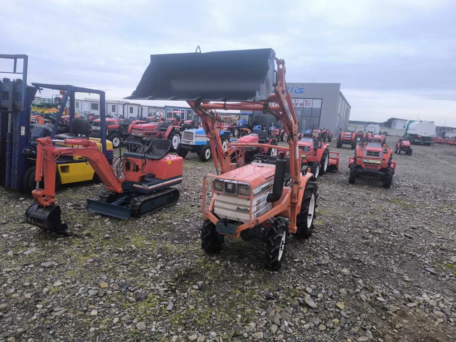 Трактор Kubota Саки агро Сливен  - изображение 3