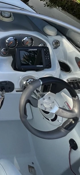 Моторна яхта Baja BAJA 275 BOSS, снимка 4