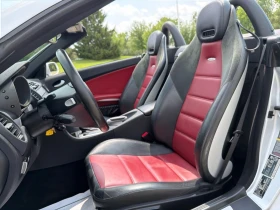 Mercedes-Benz SLK 55 AMG * AвтоКредит * (ЦЕНА ДО БГ), снимка 12