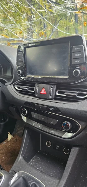 Hyundai I30 1.5бензин, снимка 8