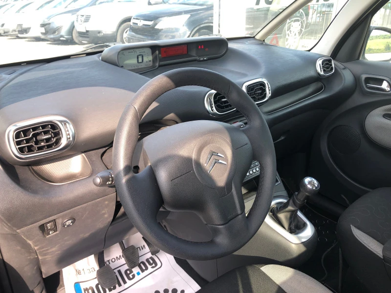 Citroen C3 Picasso 1.4I GAZ, снимка 8 - Автомобили и джипове - 46356103