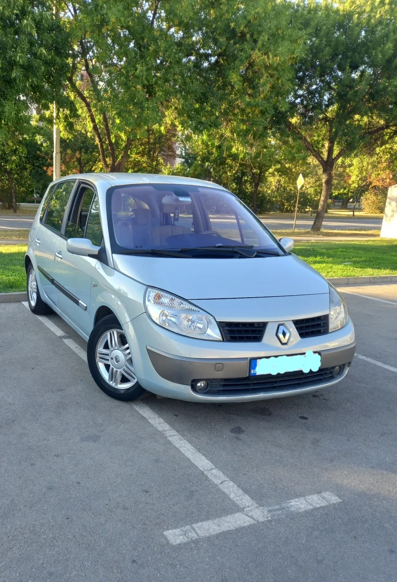 Renault Scenic 1.9 DCI, снимка 6 - Автомобили и джипове - 47653316