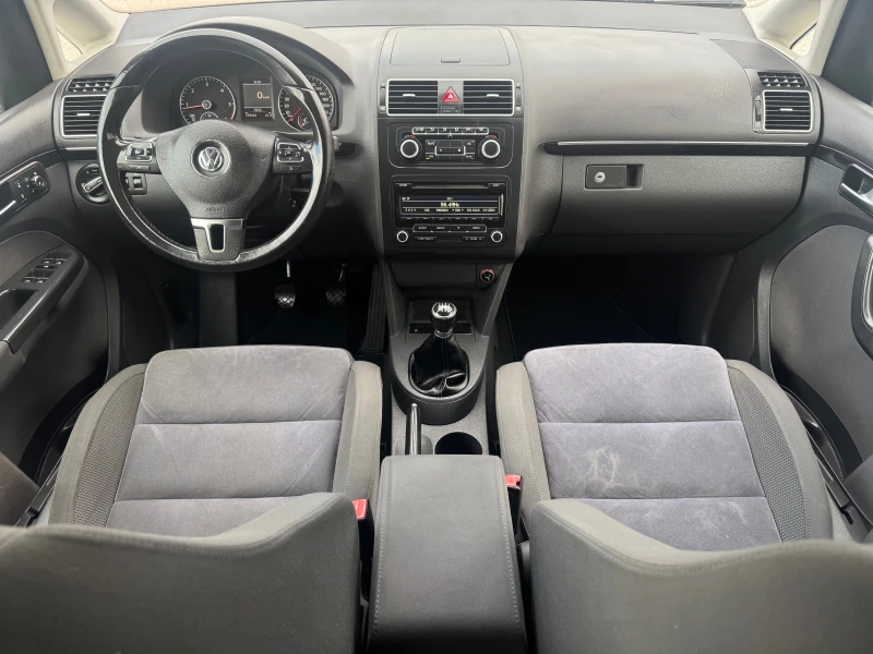 VW Touran 2.0TDI* HI-LINE* 7м* КАТО НОВА* 6sk* LIZING, снимка 11 - Автомобили и джипове - 52001411