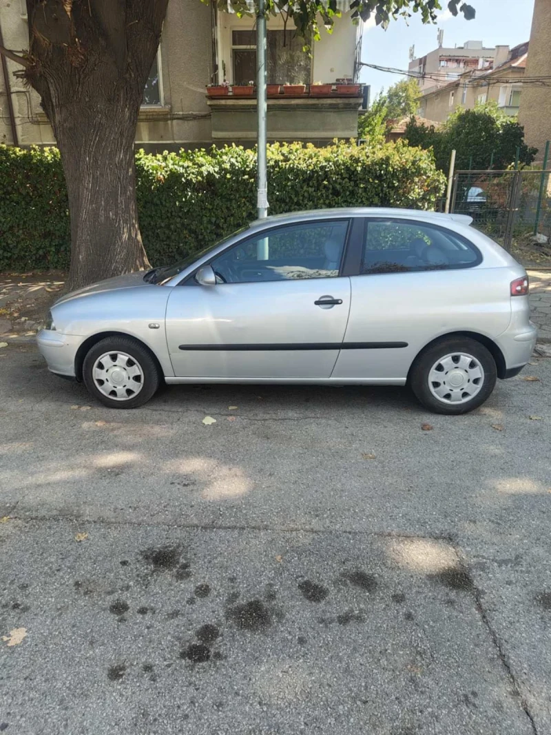 Seat Ibiza, снимка 6 - Автомобили и джипове - 52324967
