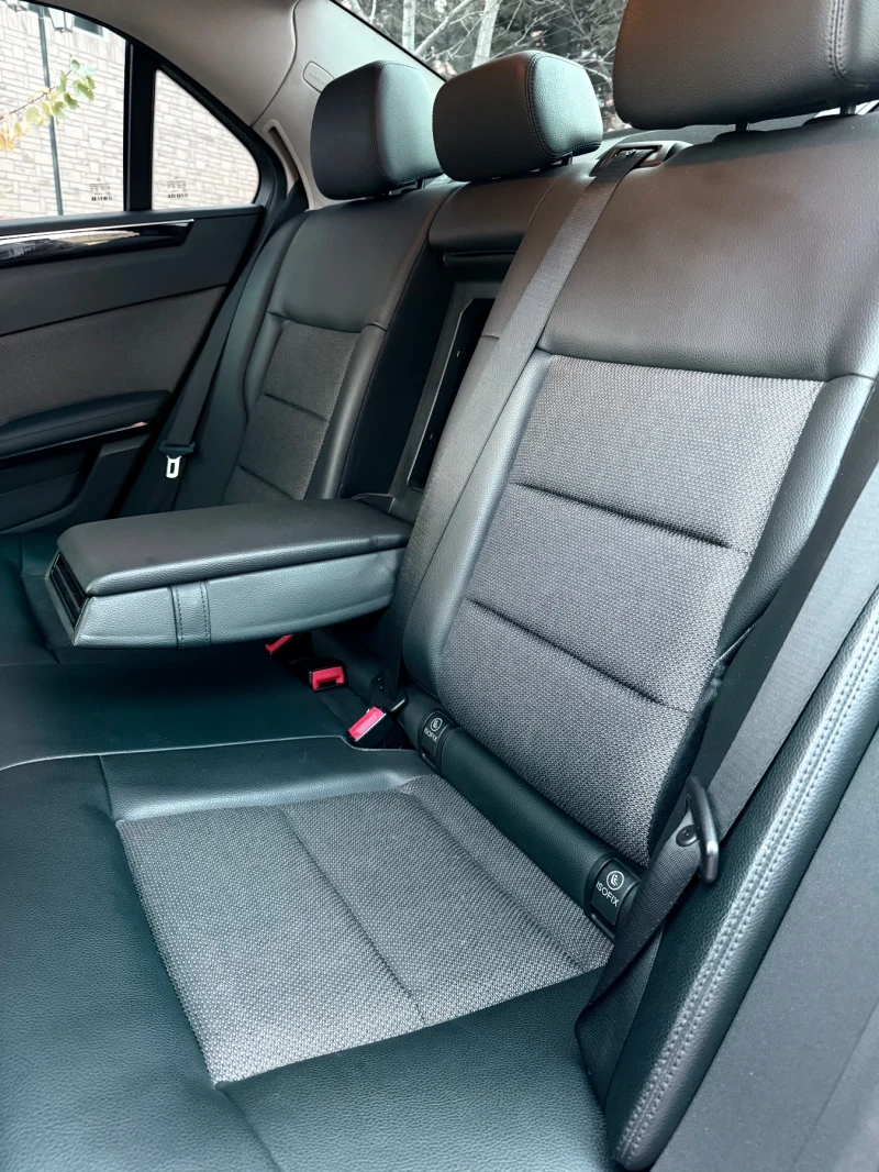 Mercedes-Benz E 350 3.0 CDI, снимка 10 - Автомобили и джипове - 52632560