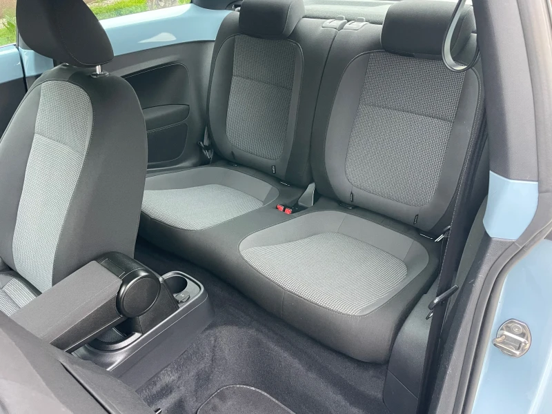 VW Beetle 2.0TDI 140к.с. DSG DESIGN ГЕРМАНИЯ, снимка 14 - Автомобили и джипове - 52676762