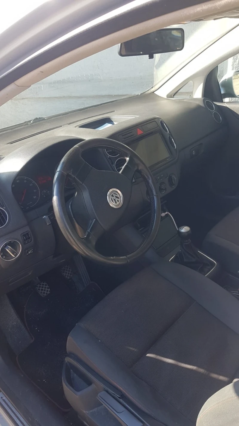 VW Golf Plus 1.6 ГАЗ, снимка 7 - Автомобили и джипове - 52874032