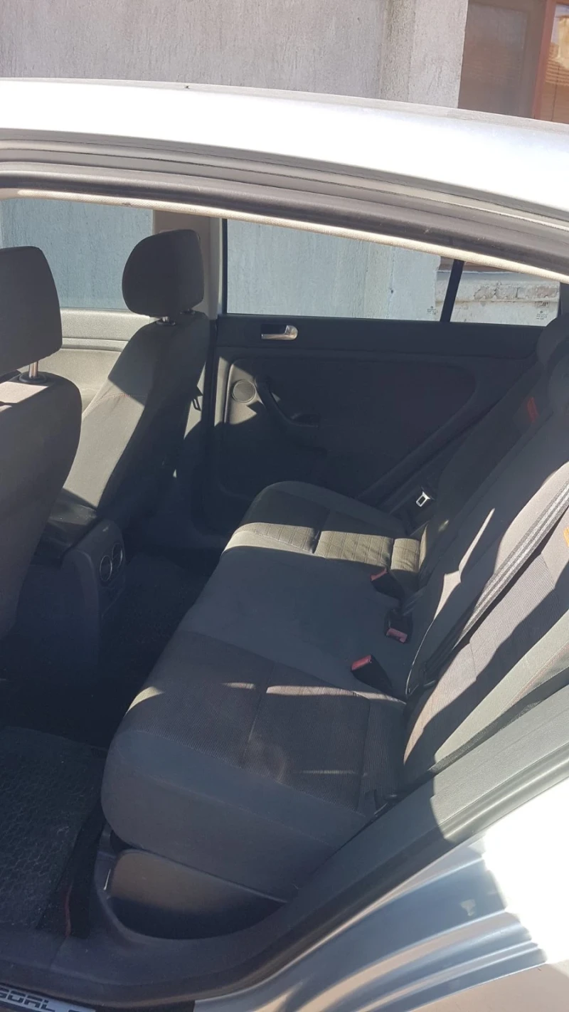 VW Golf Plus 1.6 ГАЗ, снимка 8 - Автомобили и джипове - 52874032