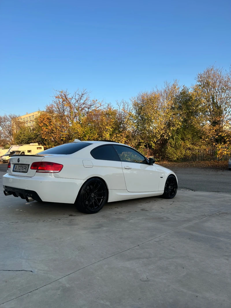 BMW 330, снимка 2 - Автомобили и джипове - 52893739