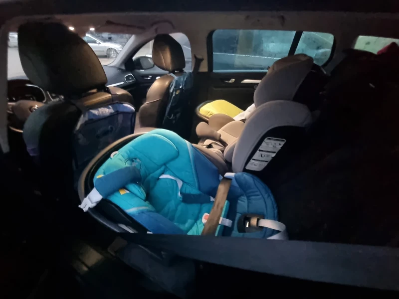 Renault Megane, снимка 6 - Автомобили и джипове - 52945637