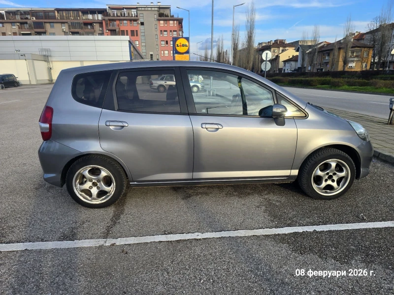 Honda Jazz, снимка 4 - Автомобили и джипове - 53406567