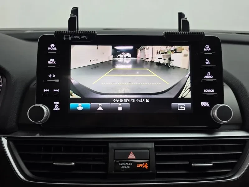 Honda Accord 1.5 Turbo, снимка 14 - Автомобили и джипове - 55815007