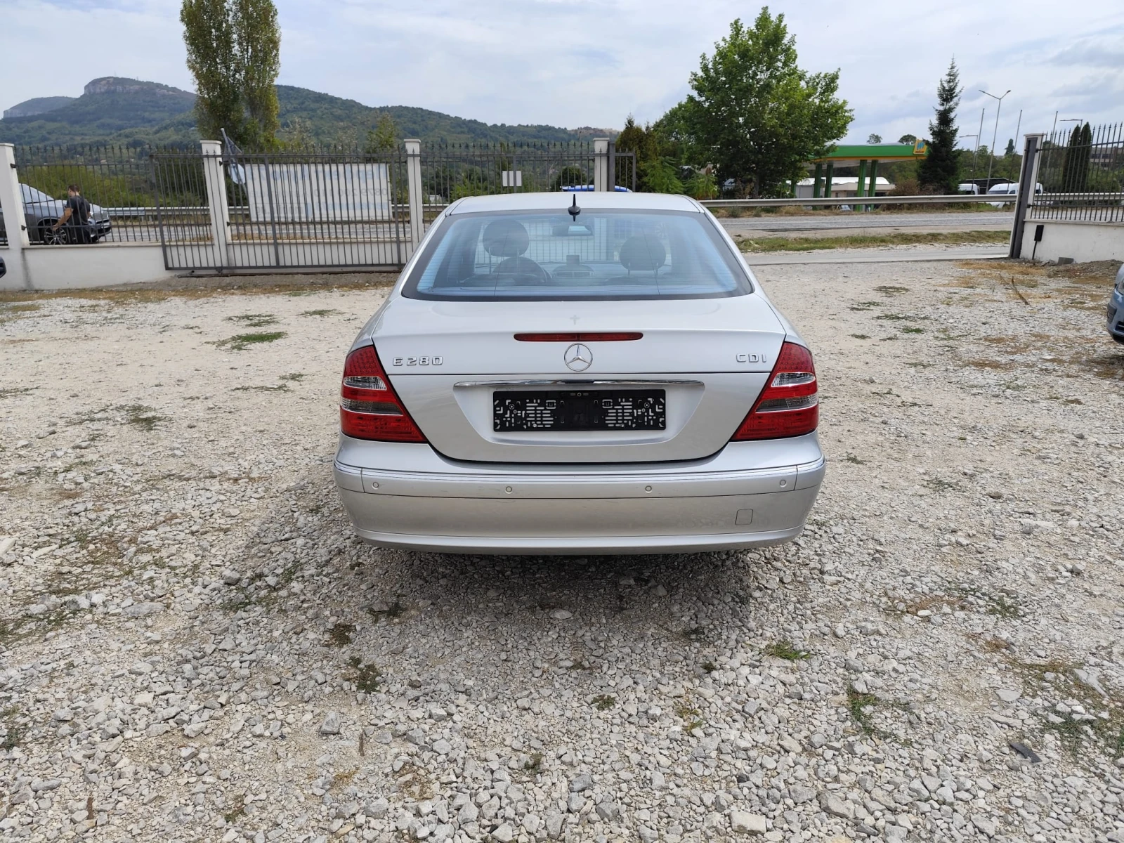 Mercedes-Benz E 280 3.2cdi-avangarde-Италия - изображение 6